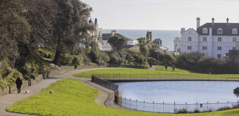 St Leonard's Gardens