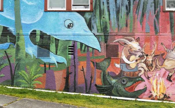 A mural on Marine Avenue, Powell River