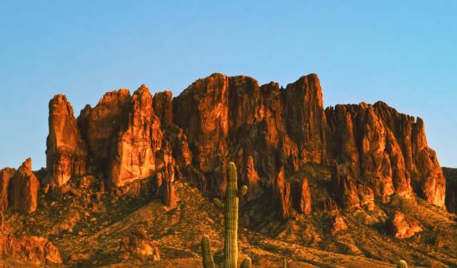 Superstition Mountains