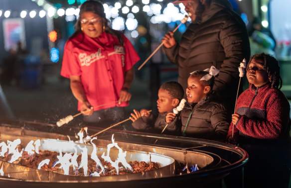 Kids eating marshmallows