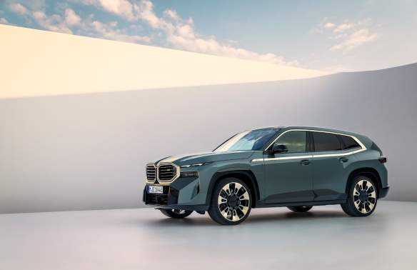 BMW XM Hybrid