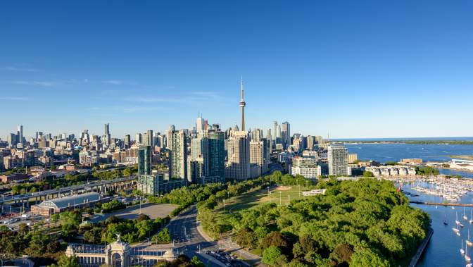 10 Scenic and Surprising Year-Round Things to Do in Scarborough Canada