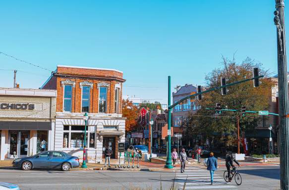 The Square / Kirkwood (Fall)
