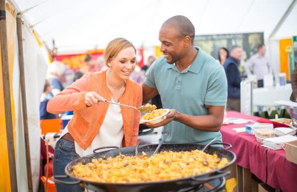 tasting the paella at Stone Food & Drink festival