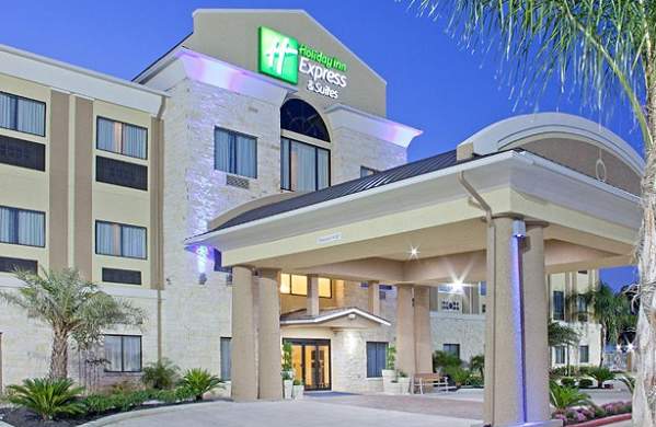 Holiday Inn Express Parkdale Mall in Beaumont, Texas