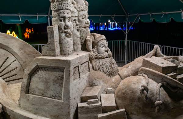 Holiday Sand Sculpture