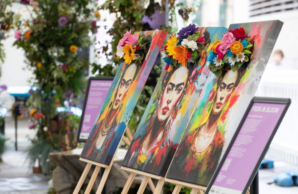 Paintings with flowers