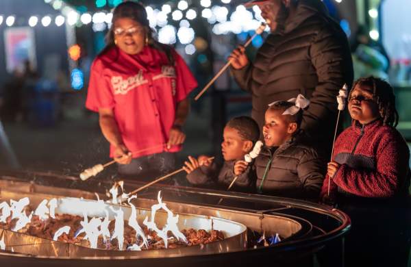 Kids eating marshmallows