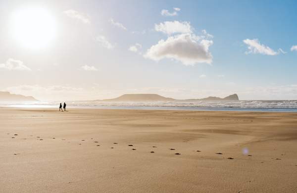 Rhossili beach in winter