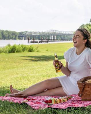 Maddie's Romantic Picnic