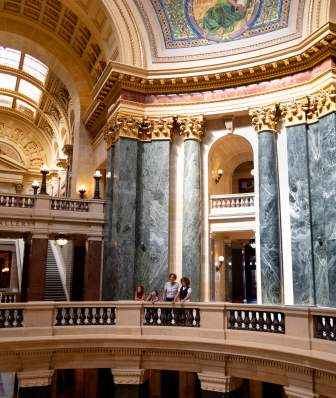 Tour inside of the Wisconsin State Capitol