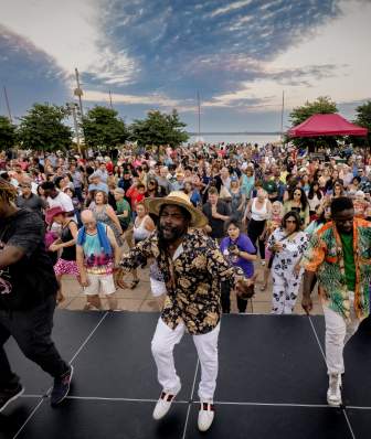 Things to do - Monona Terrace Rooftop