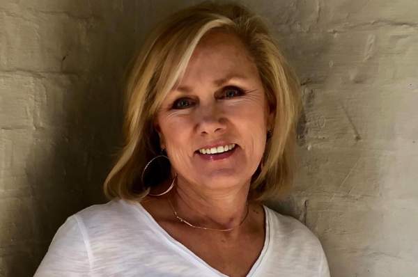 Kathy Miller-Lowe, Art Showcase artist