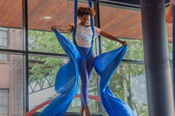 Host of Sparrow Aerial Circus