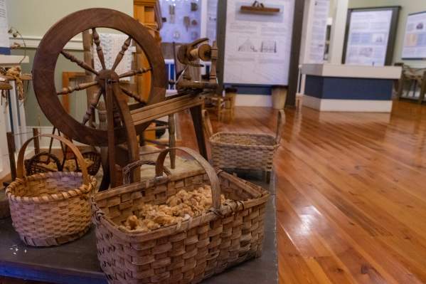 museum, spinning wheel, baskets