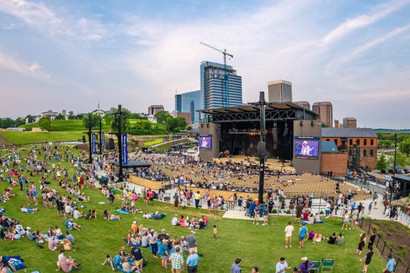 Allianz Amphitheater