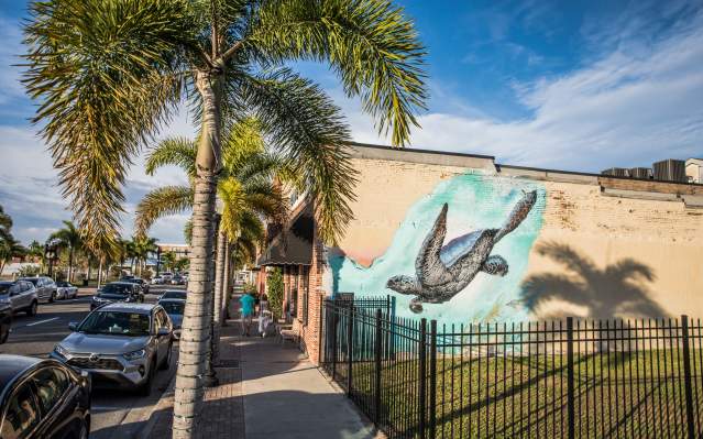 Turtle Mural at Hemingway's in Downtown Punta Gorda