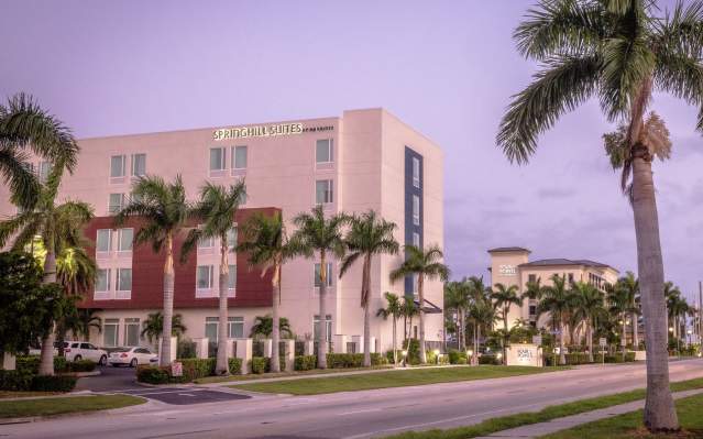 SpringHill Suites and Four Points hotels in Punta Gorda, Florida