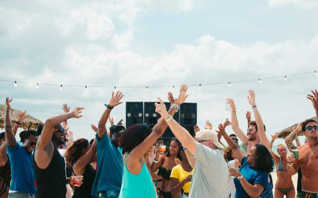009_JTB_Music_Negril_WoodstockBeach_Clone