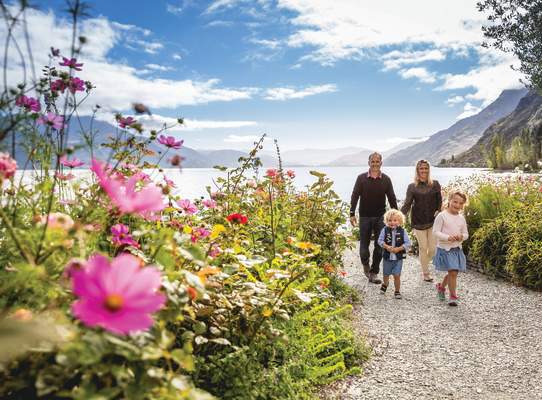 Where to See Queenstown's Spring Blooms
