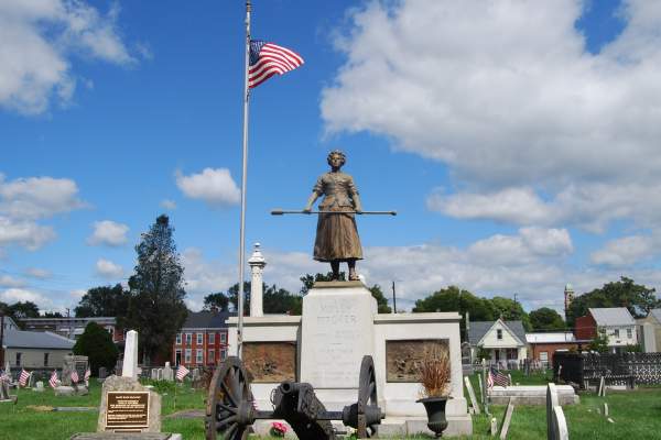 Molly Pitcher's Statue in Cumberland Valley, PA