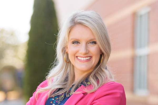 Sarah Davis Jones Headshot 2025