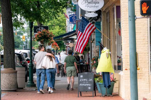 Couple walking in downtown Carlisle