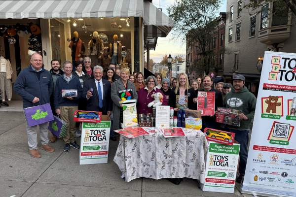 Toys for Toga Kicks Off 13th Annual Holiday Fundraiser With Free Coffee on Caroline Street