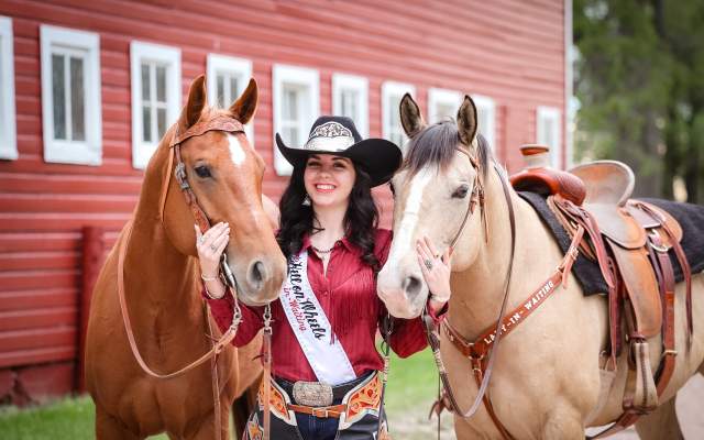 Brynna with Horses