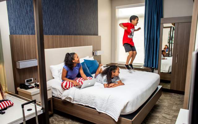 Hotel Check In Brittany Persona