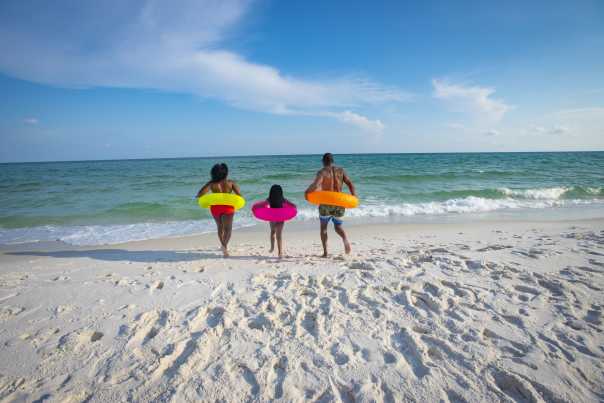 pensacola-family-innertubes