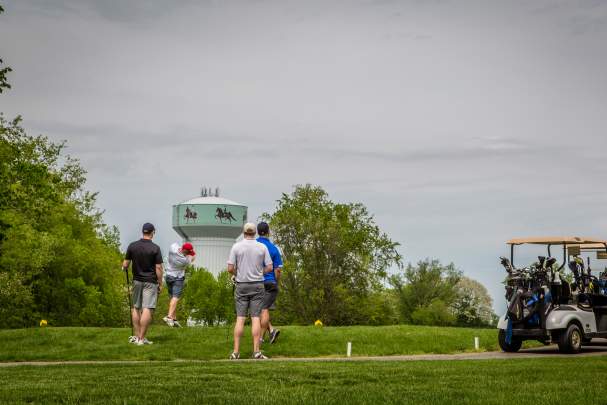 Guys golfing