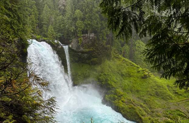 Ten Classic Oregon Adventures