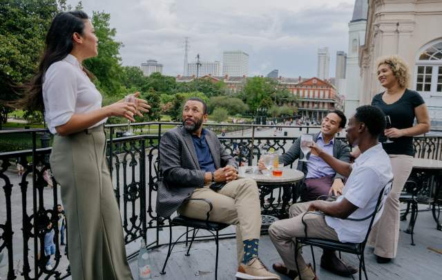 Balcony Dining - Muriel's