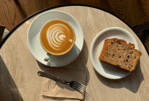 Which Coffee Waves Fall Drink Matches Your Autumn Vibe?
