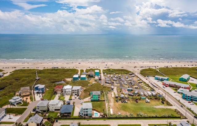 Aerial photo showing a town on the coast