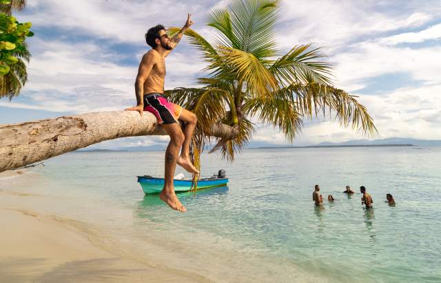 Beautiful caribbean beach at Cayo Zapatilla in Bocas del Toro