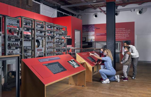 A family at the Manchester Science and Industry Museum