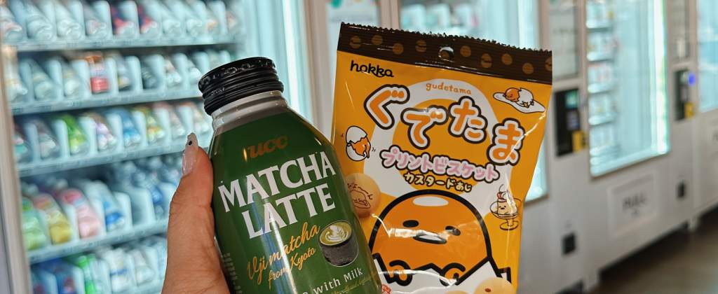 Find Japanese Snacks & Designer Toys at Velcrokid, a Vending