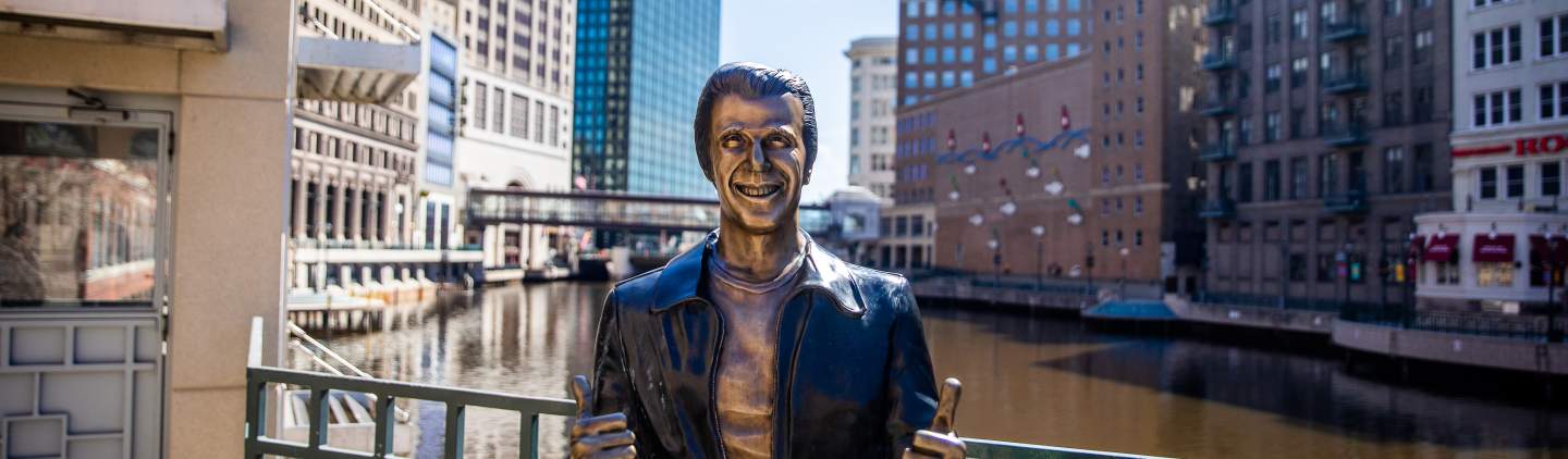 Bronze Fonz Bobblehead Scavenger Hunt