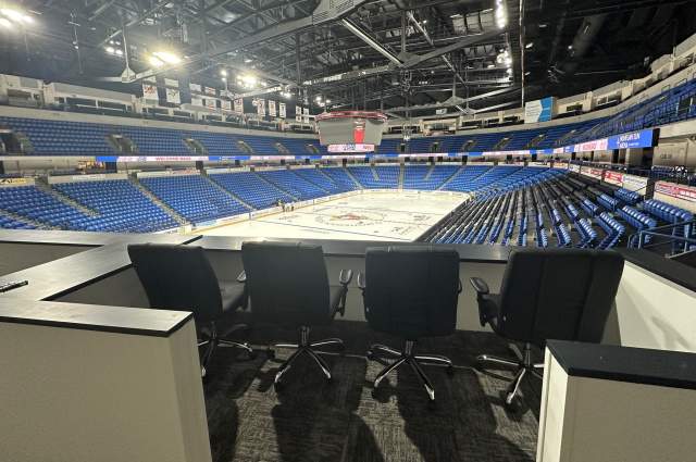 Loge Box