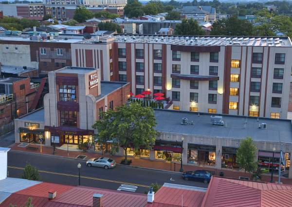 Hotel Warner
