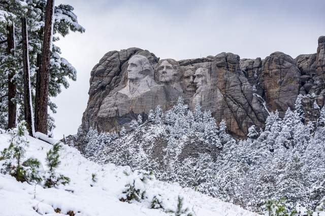 Mount Rushmore Snow