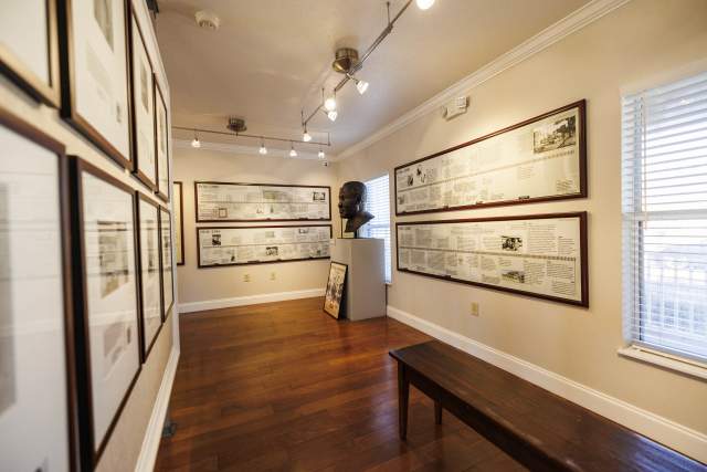 Influencer Katrina Dandridge visits Hannibal Square Heritage Center