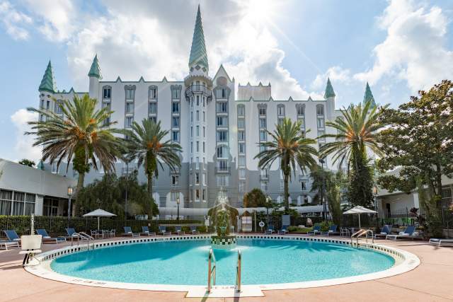 Castle Hotel pool