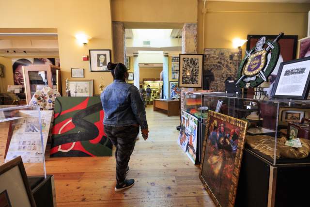 Influencer Katrina Dandridge visits Wells’Built Museum