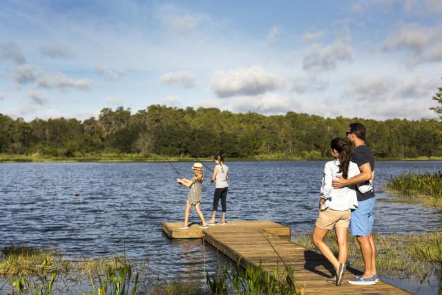 Family fishing at JW Marriott Orlando, Grande Lakes