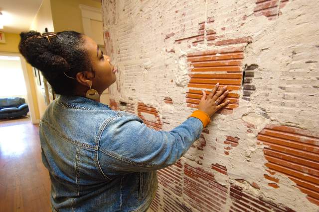 Influencer Katrina Dandridge visits Wells’Built Museum