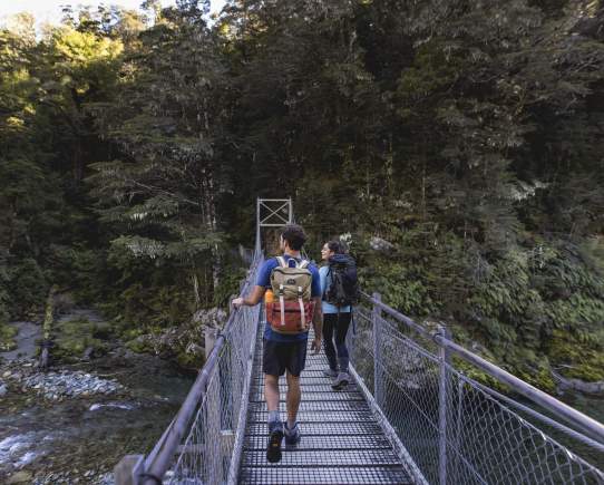 Soak Up Summer in Queenstown - a 6-day Travel Itinerary