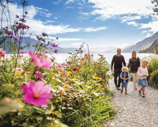 Where to See Queenstown's Spring Blooms